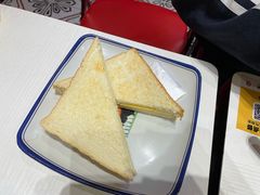 冰火鲜奶多士-食运茶餐厅(文化宫店)