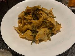 香椿拌面筋-丝路金桃·新疆菜(徐汇店)