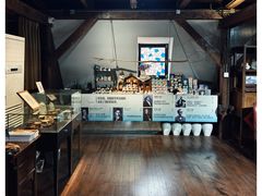 -良友书坊(安徽路店)