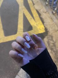 -初心纹眉洗眉·美睫专业店