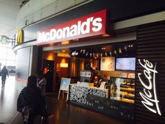门面-麦当劳(禄口机场T2航站楼)