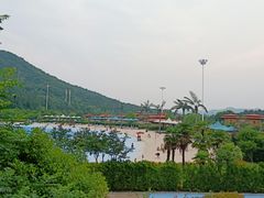 -汤山欢乐水世界