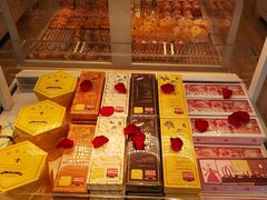 -好利来(高新枫叶广场店)