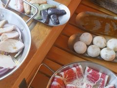 -叽叽扎扎烤肉场(生态城万达店)
