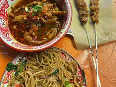 糯叽叽香辣鸡爪-乐乐大排档·30年老字号(浙江路店)
