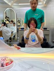 -Tloml salon