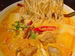 -大头虾越式风味餐厅(光明广场店)