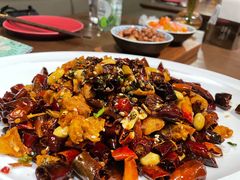 -肆海小川菜酒馆Wine Bistro (青年路店)