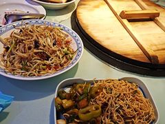 -鱼窝棚柴火铁锅炖(富山屯店)