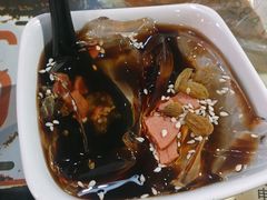 -椒点传统串串香