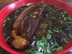 -小龙大肉面馆