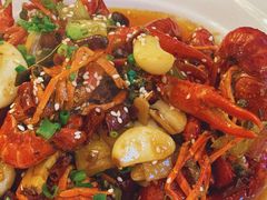 -捌贰虾蟹·江湖菜馆(江汉路店)