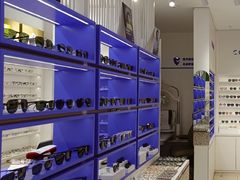 -美式眼镜·授权蔡司.依视路.尼康.豪雅.明月(南翔印象城店)