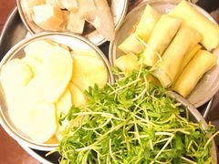 -月圆火锅(宁海东路二店)