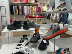 -hotwind热风(喜隆多店)