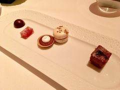 -Le Bernardin