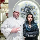 异国美食|这家店氛围感也太好了吧‼️