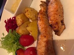 -Efes Turkish & Mediterranean Cuisine 艾菲斯餐厅(陆家嘴店)
