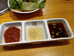 -唯成•韩国炭火烤肉 유성고기