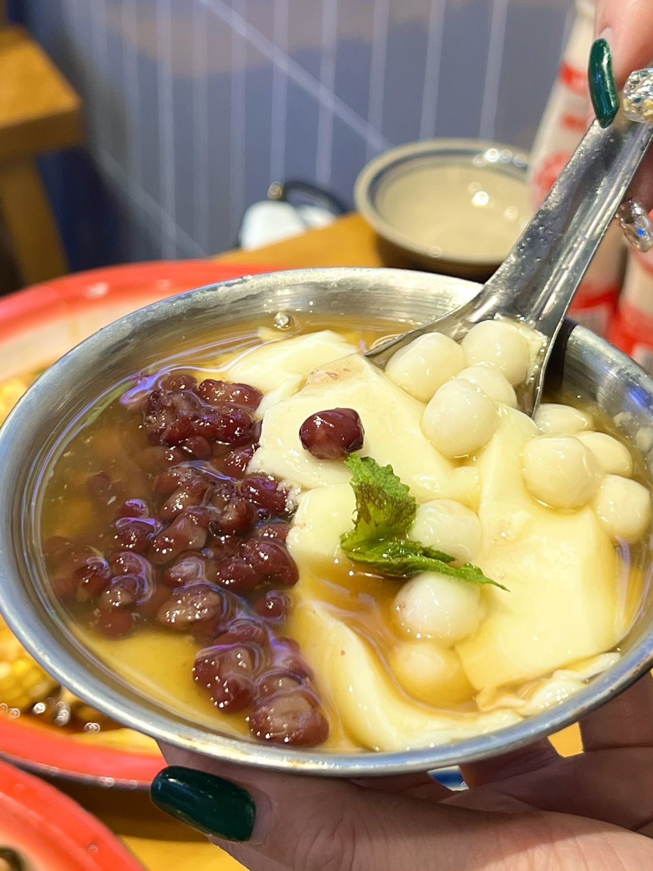 横跨半个深圳也要来吃!这碗豆花冰汤圆