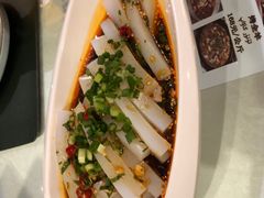 -丝路天山酒店(国际大巴扎店)