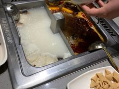 鸳鸯锅-海底捞火锅(龙湖北京大兴天街店)