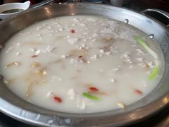 -老来福·非遗酸汤兔(凯旋路店)