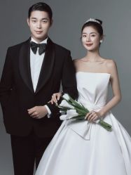 -拾尚映画·STUDIO婚纱摄影(中关村店)