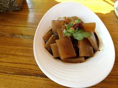 -歆和农庄·烤全羊