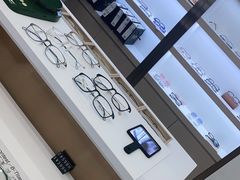 -无界眼镜MaxLess(南翔印象城店)
