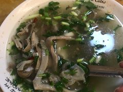 -老钟家烤羊排·敦伊阁清真餐厅胡羊焖饼