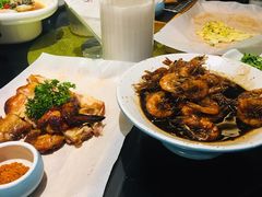 油爆基围虾-老头儿油爆虾·知味杭州(爱琴海购物中心)