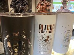 -85度C(生甜甜圈研究工坊·上海平凉店)