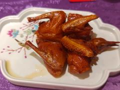 盐焗乳鸽-惠食佳·朱雀(东方商厦店)