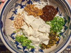 -蜗牛小馆醉乡民谣云南菜(惠新西里店)