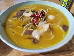 -酸小七(国华广场店)