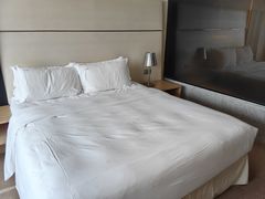 -上海虹桥西郊假日酒店