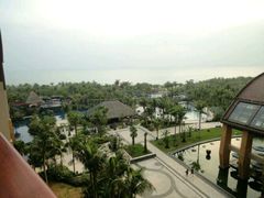 -三亚湾海居铂尔曼度假酒店