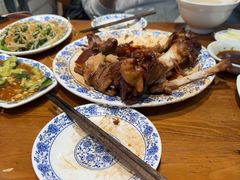 -老天桥酱肉烧饼夹肘子(天桥店)