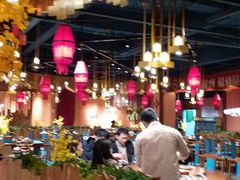 大堂-老滇山寨•云南特色菜•地方菜•民族风情歌舞表演(金碧店)