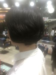 -阿兵荣辉美容理发有限公司