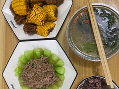 -天鹅到家·保姆月嫂育儿嫂(朝阳店)