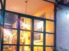 门面-柴爿巷·香酥鸡&馄饨(复兴中路店)