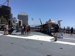 -中途岛号航空母舰博物馆