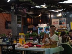 -云晓光头烧烤吧(德平路店)