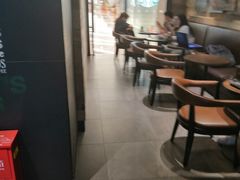 大堂-星巴克(上海虹桥南丰城办公楼店)