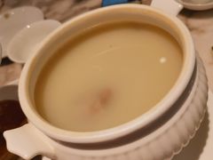 每日炖汤-香港百合居(LCM置汇旭辉广场店)