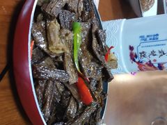 -依江春水烤鸭店