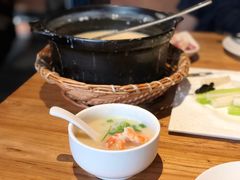 招牌鲜虾粥-颐和•海鲜砂锅粥•啫啫煲(奥林匹克广场店)