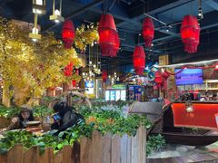 -老滇山寨•云南特色菜•地方菜•民族风情歌舞表演(金碧店)